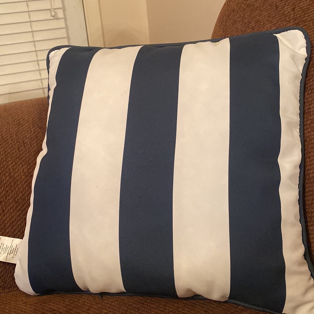 Nautical Pillow - Picture 2 of 2